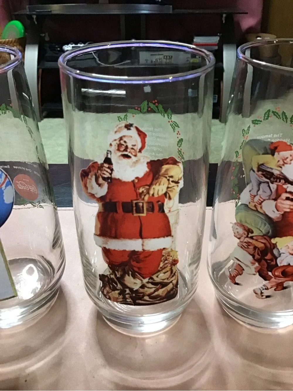 4 Vintage Coca-Cola Santa Christmas Glasses Set Collectable Glassware Coke